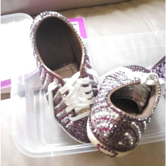 This is my custom design business SPARKLE COUTURE DESIGN. - Picture 8 of 12